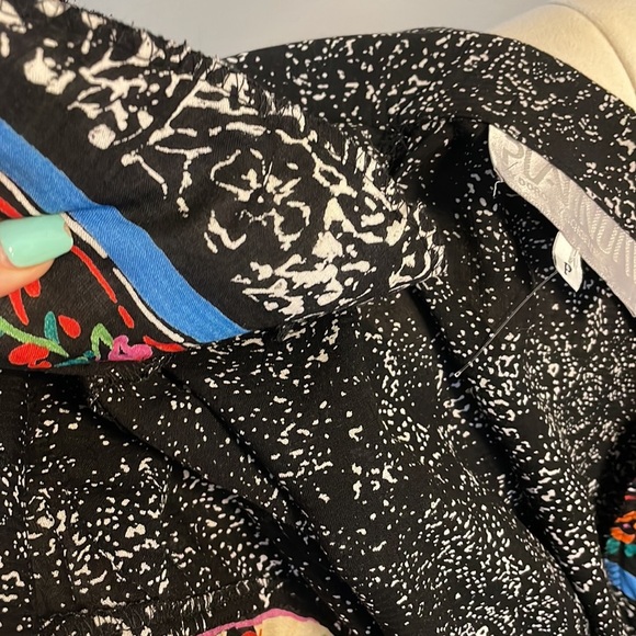 PLATINUM by DOROTHY SCHOELEN VTG AFRICAN cultural PRINT 2 piece skirt set size 4 - Picture 11 of 17